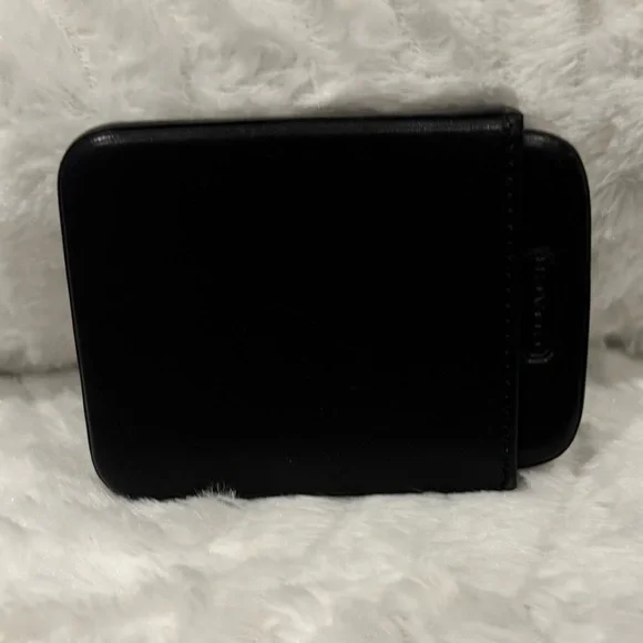 Coach Vintage Black Leather Card Holder - Picture 9 of 9